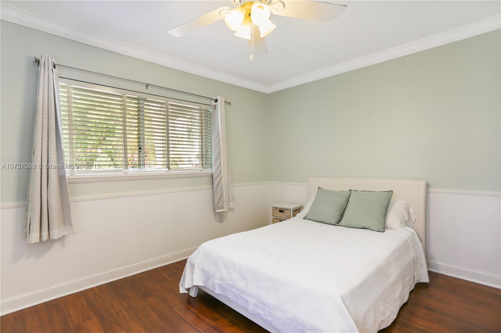35 Southwest 18th Road Miami, FL 33129 - Photo 17 of 27 Gallery Image 17