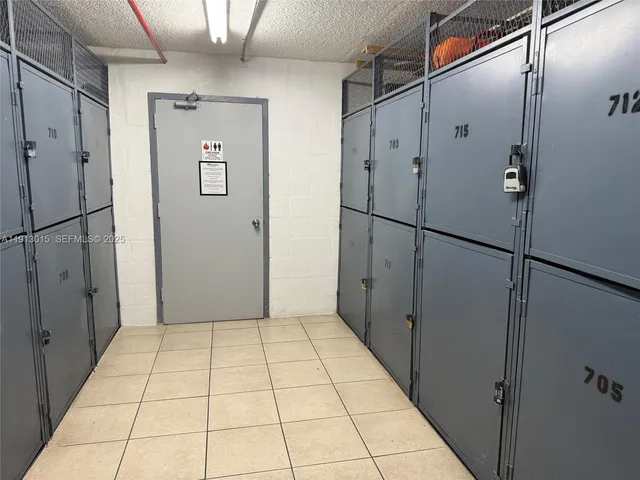 $2,200 | 17011 North Bay Road, Unit 706, Sunny Isles Beach, FL 33160