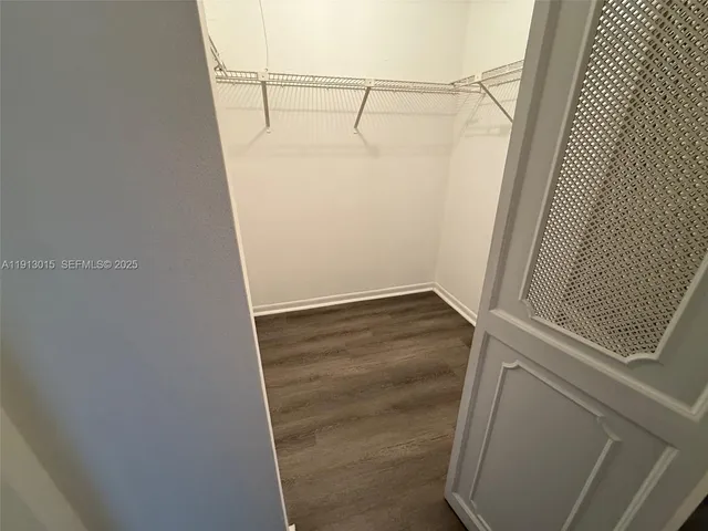 $2,200 | 17011 North Bay Road, Unit 706, Sunny Isles Beach, FL 33160