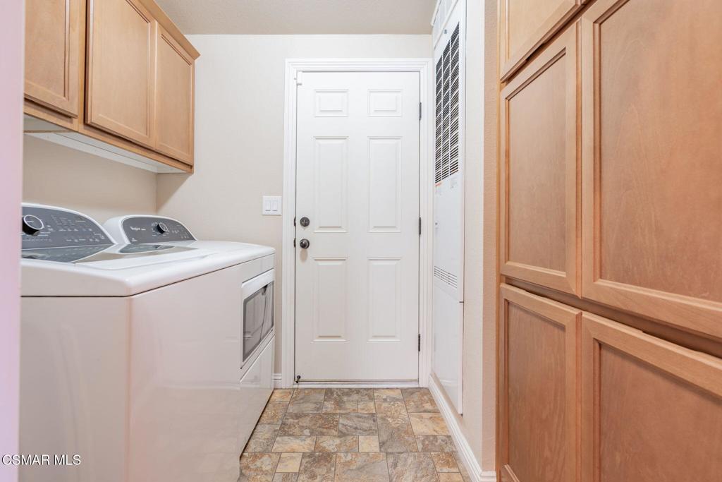 195 Tierra Rejada Road, Unit 71 Simi Valley, CA 93065 - Photo 20 of 37