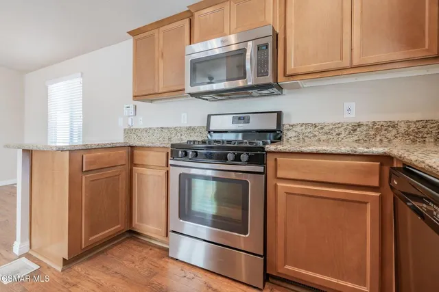 $328,900 | 195 Tierra Rejada Road, Unit 71, Simi Valley, CA 93065