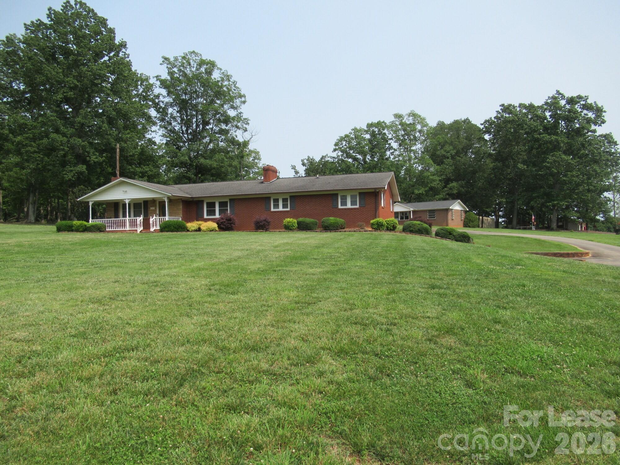 1357 Beal Road Lincolnton, NC 28092 - Photo 2 of 35 Gallery Image 2
