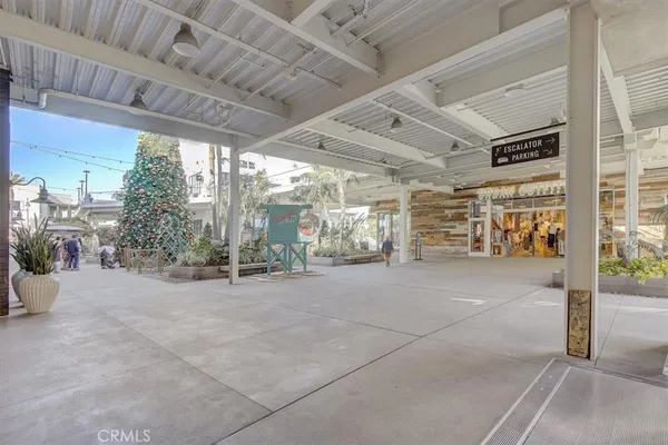 $3,200 | 16562 Regina Circle, Unit 4, Huntington Beach, CA 92649