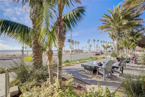 $3,200 | 16562 Regina Circle, Unit 4, Huntington Beach, CA 92649