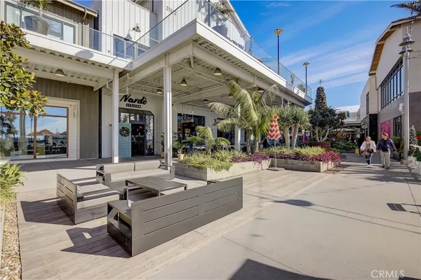 $3,200 | 16562 Regina Circle, Unit 4, Huntington Beach, CA 92649