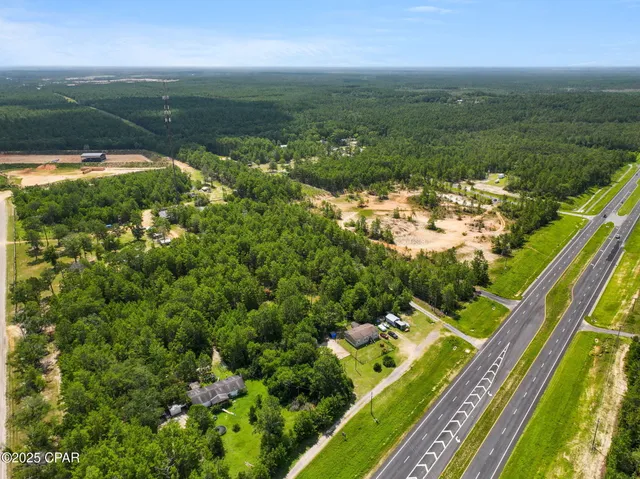 $379,999 | 7765 Highway 331, DeFuniak Springs, FL 32435