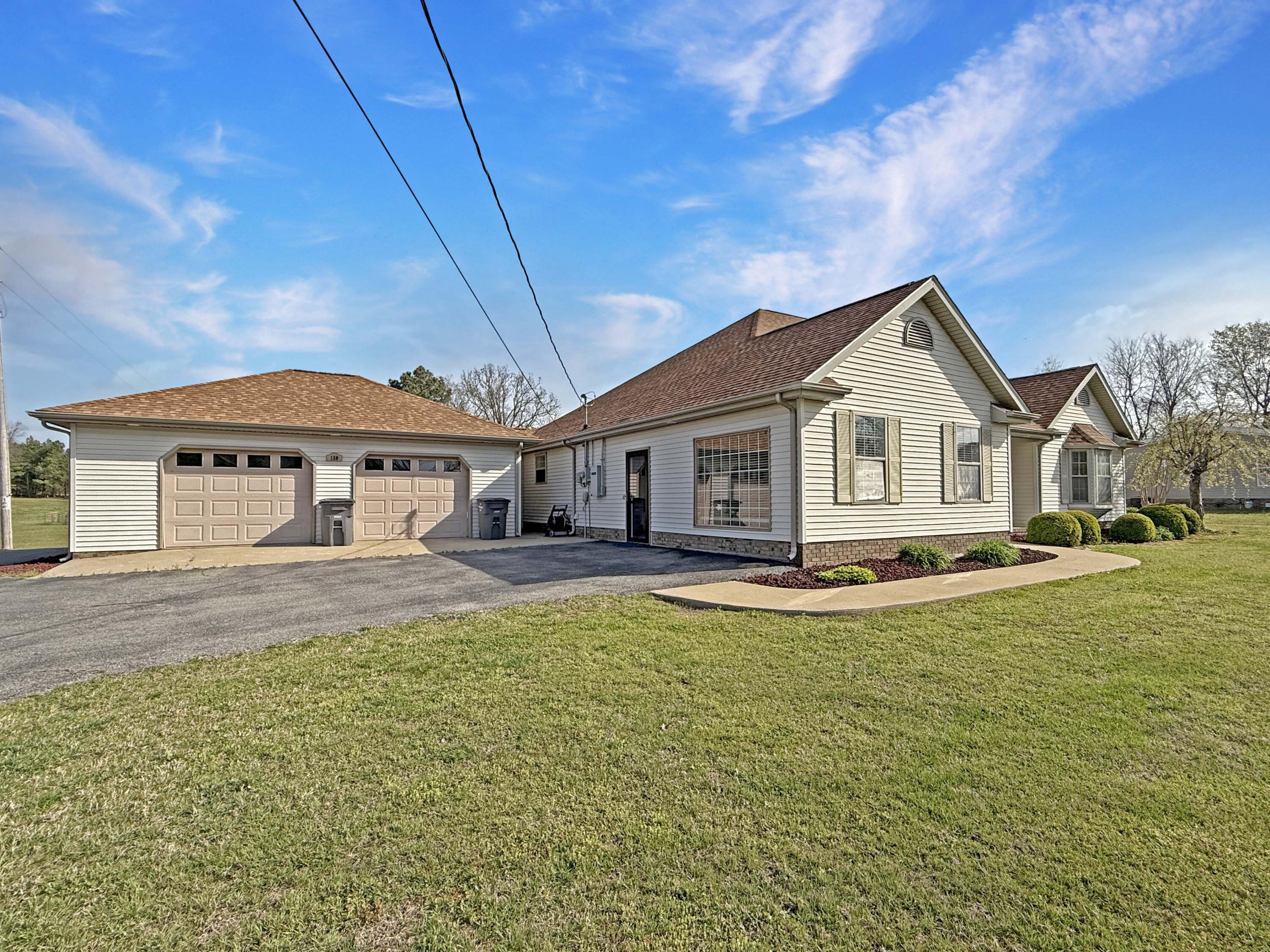150 Wrather Road Almo, KY 42020 - Photo 3 of 35 Garage