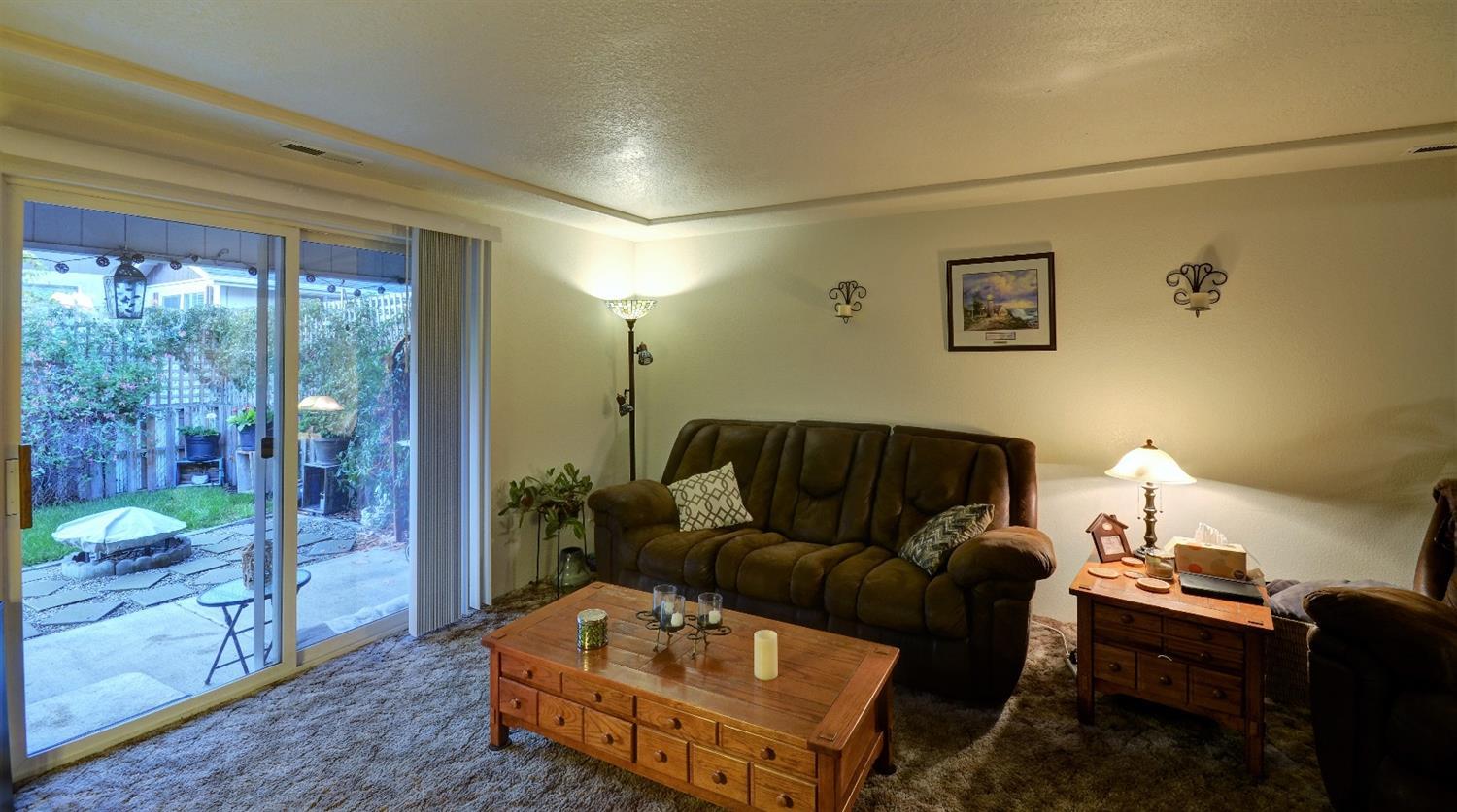 417 Montclair Way Eagle Point, OR 97524 - Photo 2 of 16 Additional Photo