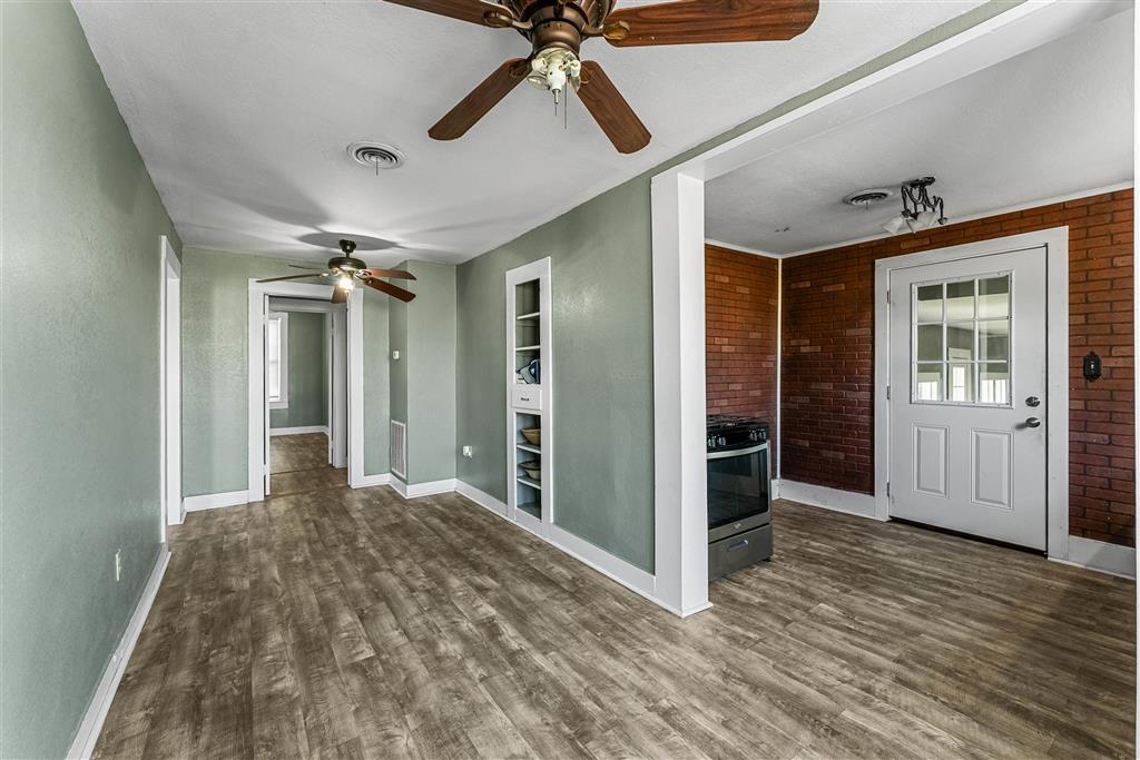 303 Hall Street Dequincy, LA 70633 - Photo 6 of 20