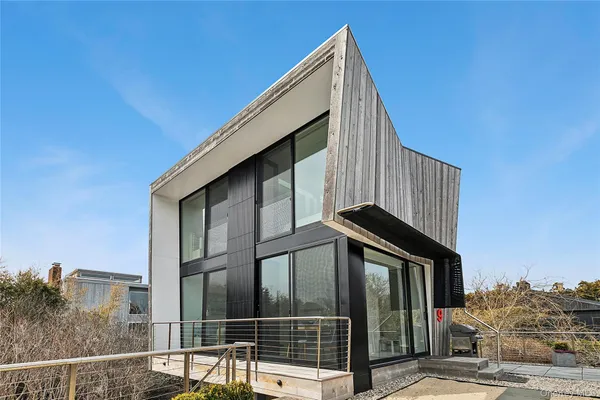 a view of a large building