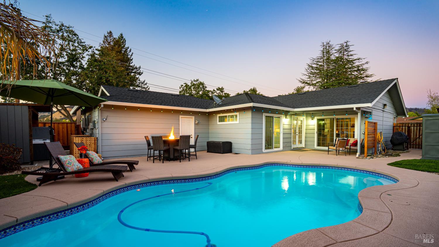 235 Grove Avenue Santa Rosa, CA 95409 - Photo 24 of 37