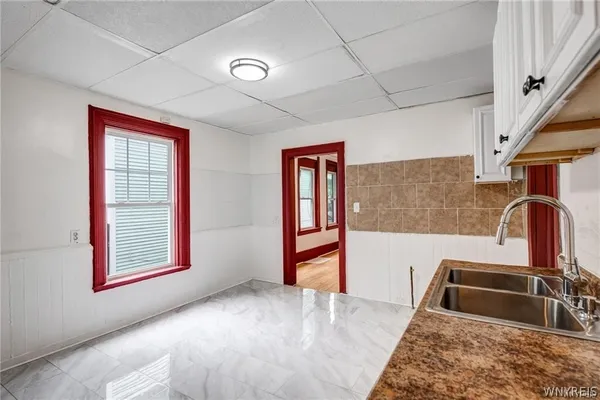 $169,900 | 219 Courtland Avenue, Buffalo, NY 14215