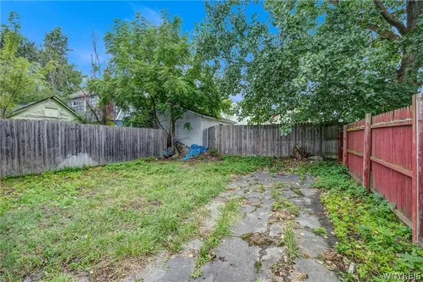 $169,900 | 219 Courtland Avenue, Buffalo, NY 14215