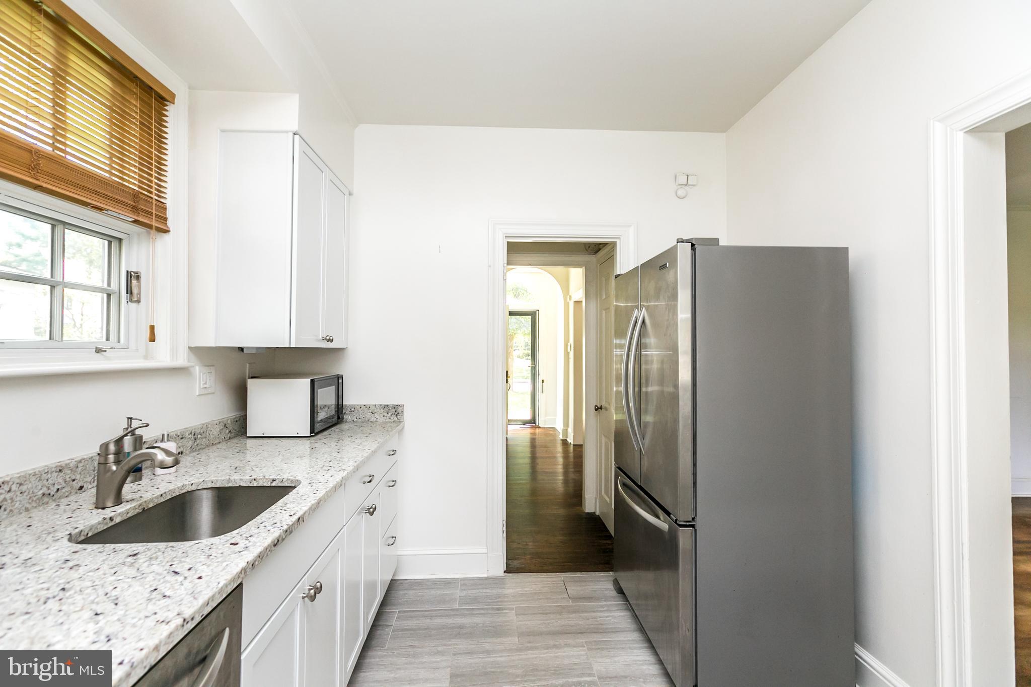 314 St Dunstans Road Baltimore, MD 21212 - Photo 14 of 41