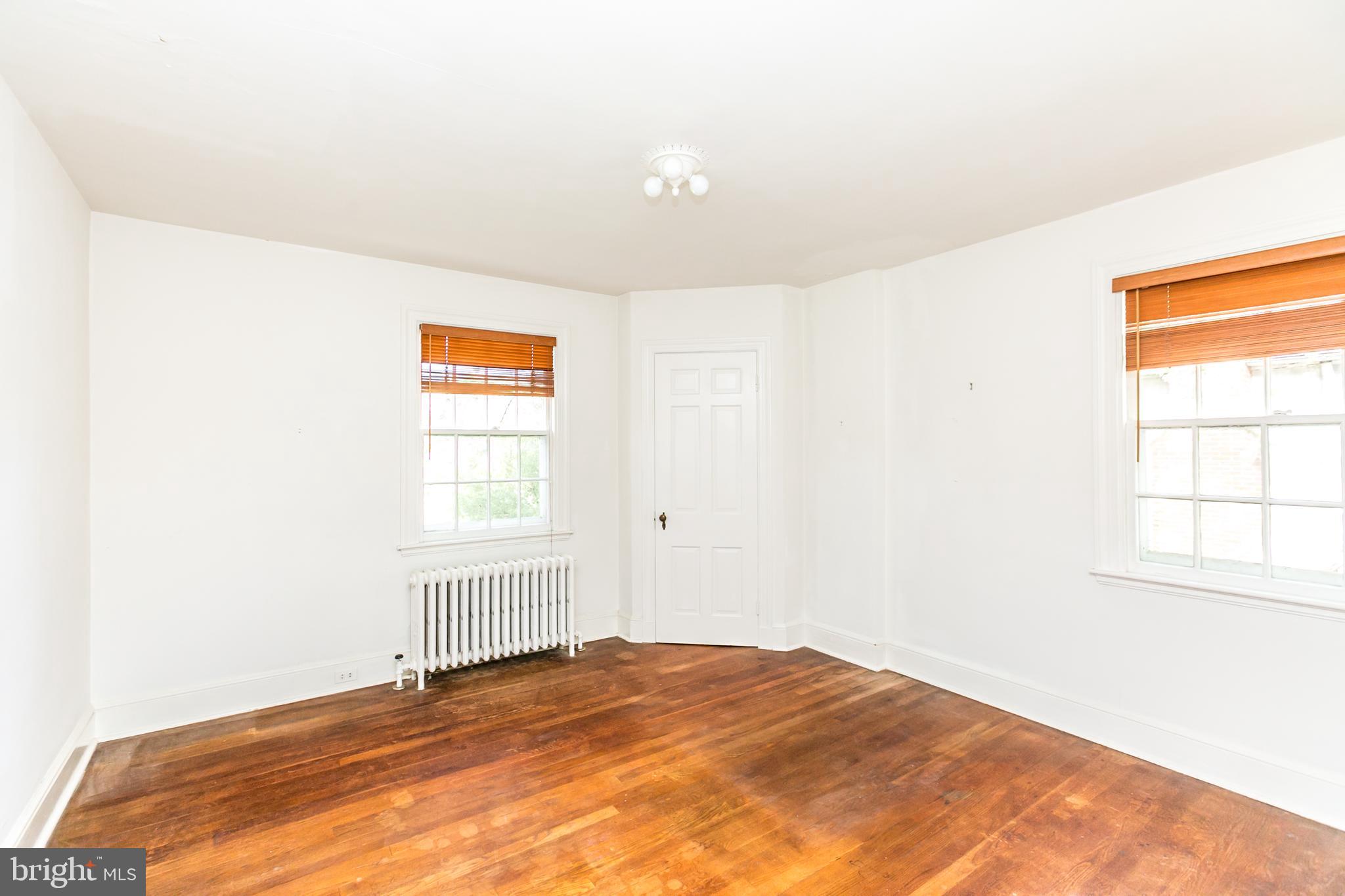 314 St Dunstans Road Baltimore, MD 21212 - Photo 18 of 41