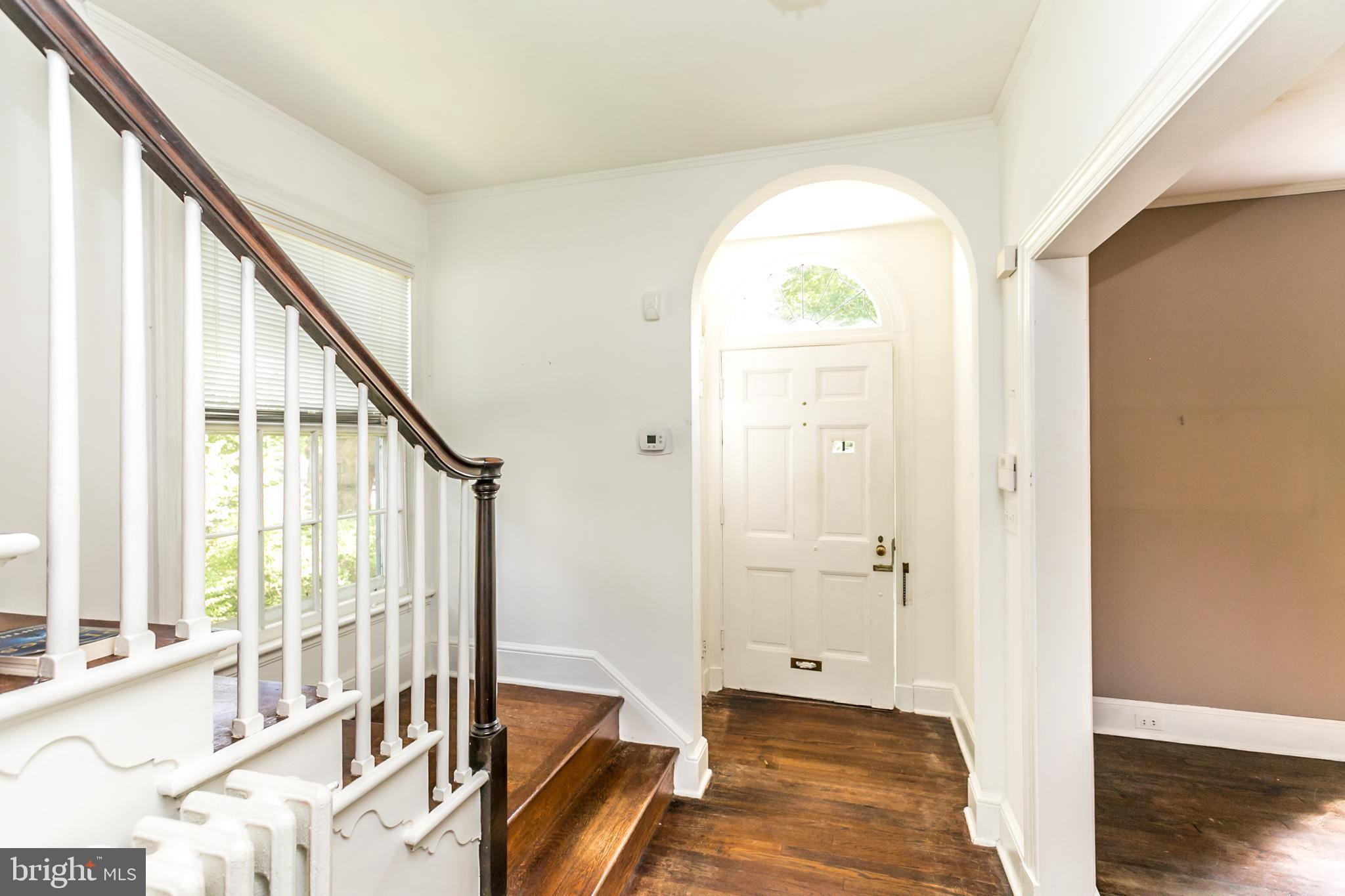 314 St Dunstans Road Baltimore, MD 21212 - Photo 3 of 41