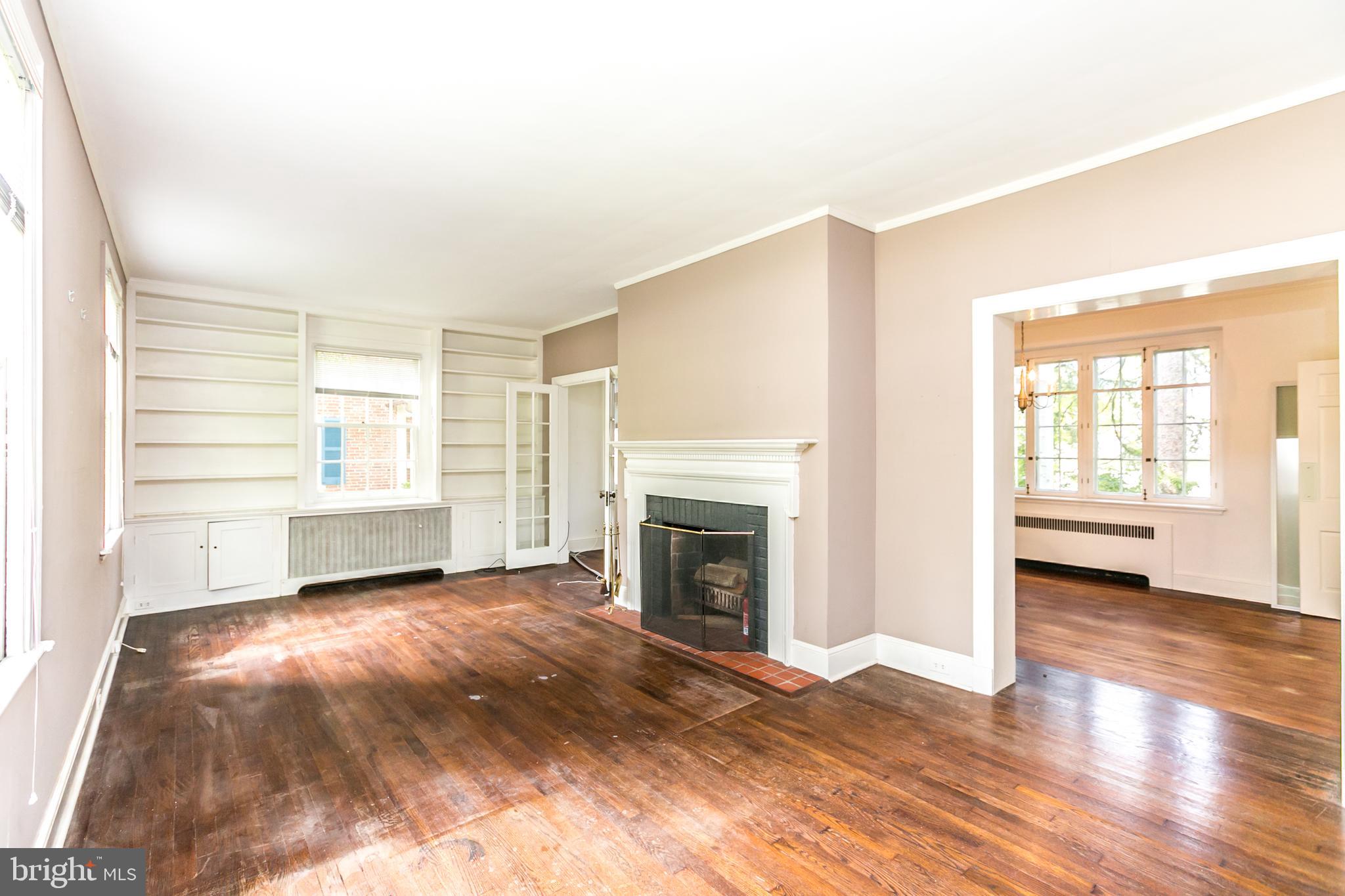 314 St Dunstans Road Baltimore, MD 21212 - Photo 5 of 41