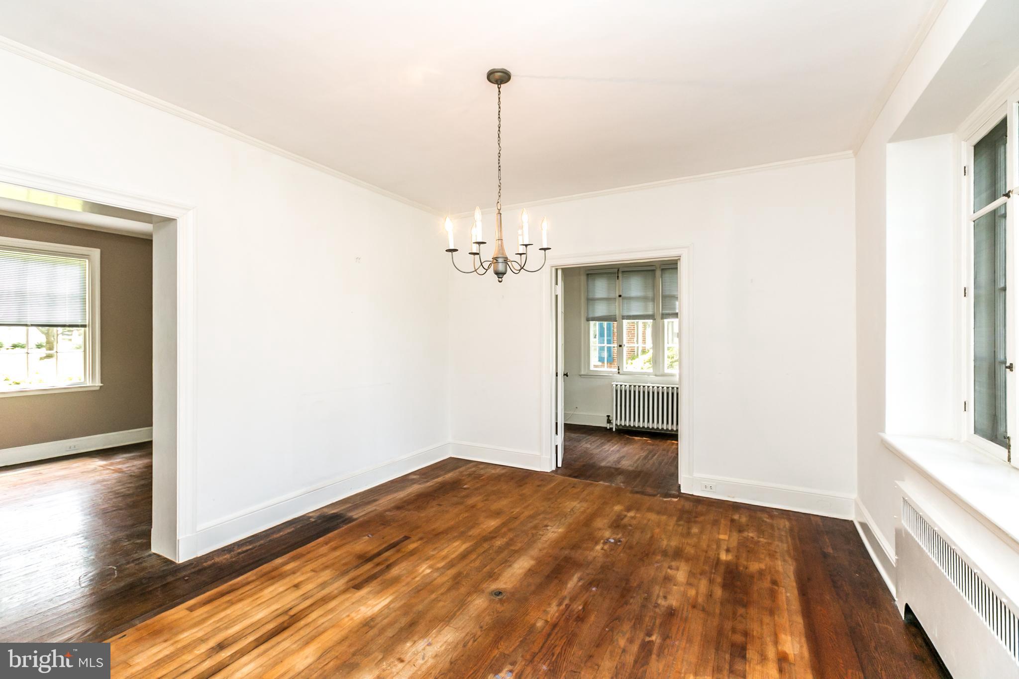 314 St Dunstans Road Baltimore, MD 21212 - Photo 7 of 41