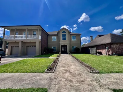 $957,600 | 204 Ravine Run Drive, Lafayette, LA 70506