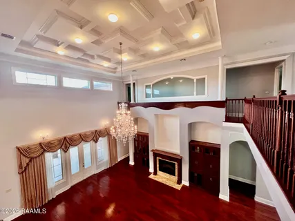 $957,600 | 204 Ravine Run Drive, Lafayette, LA 70506
