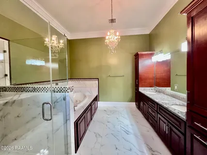 $957,600 | 204 Ravine Run Drive, Lafayette, LA 70506