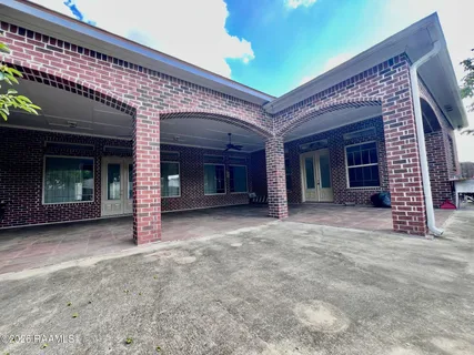 $957,600 | 204 Ravine Run Drive, Lafayette, LA 70506