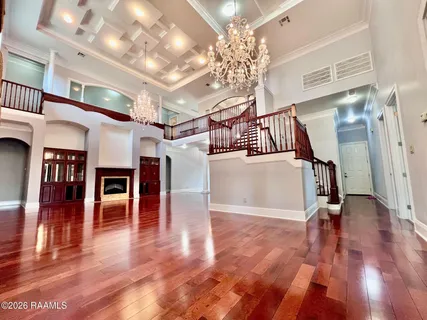 $957,600 | 204 Ravine Run Drive, Lafayette, LA 70506