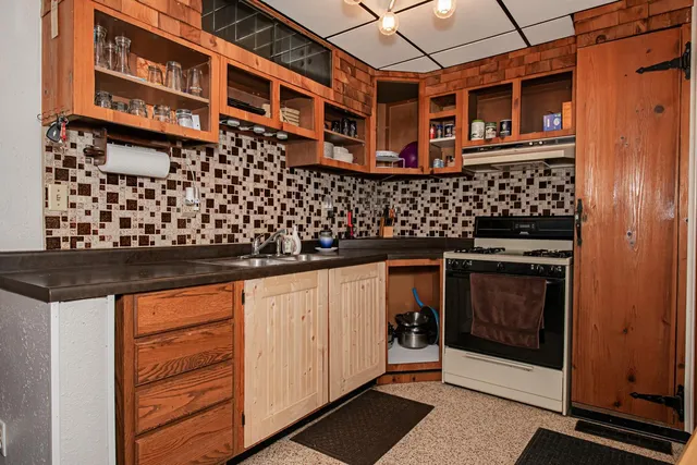 $189,900 | 1010 West Wabasha Street, Winona, MN 55987