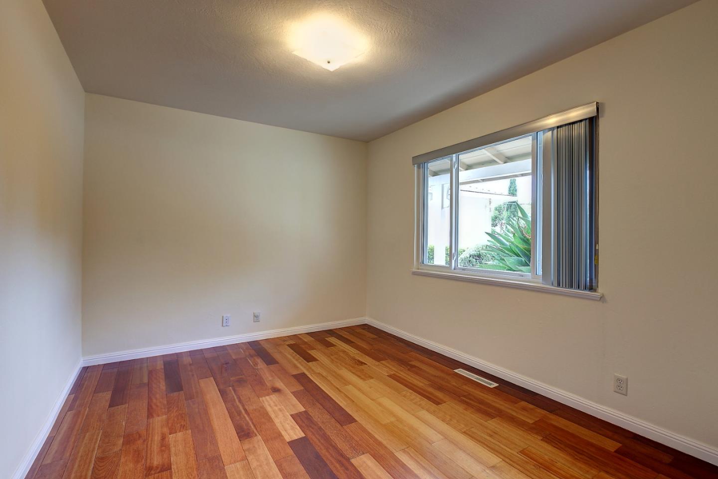 4577 Doyle Road San Jose, CA 95129 - Photo 13 of 22 Gallery Image 13