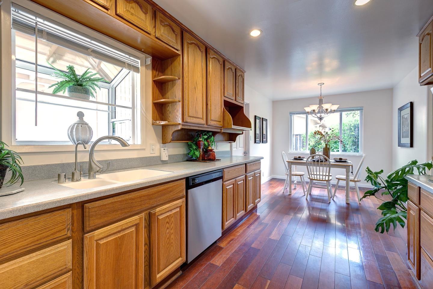 4577 Doyle Road San Jose, CA 95129 - Photo 9 of 22 Gallery Image 9
