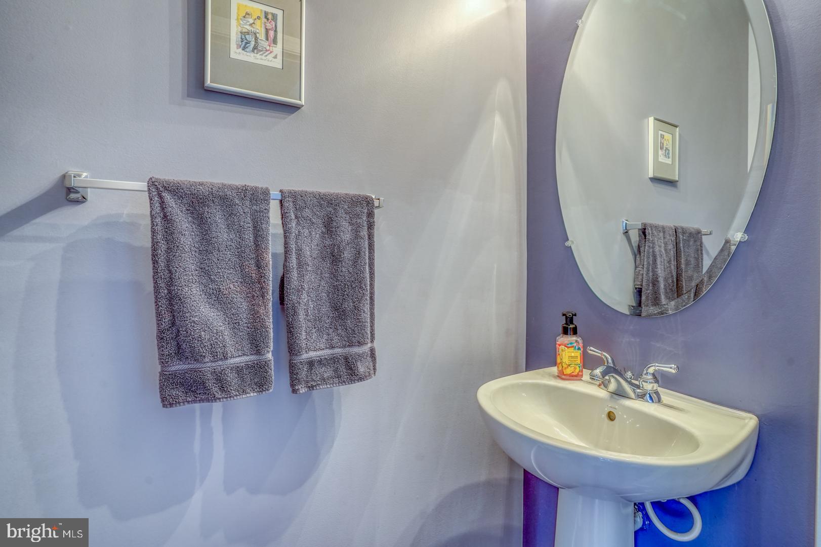 11 Newgate Circle Smyrna, DE 19977 - Photo 20 of 53 1st Floor Powder Room