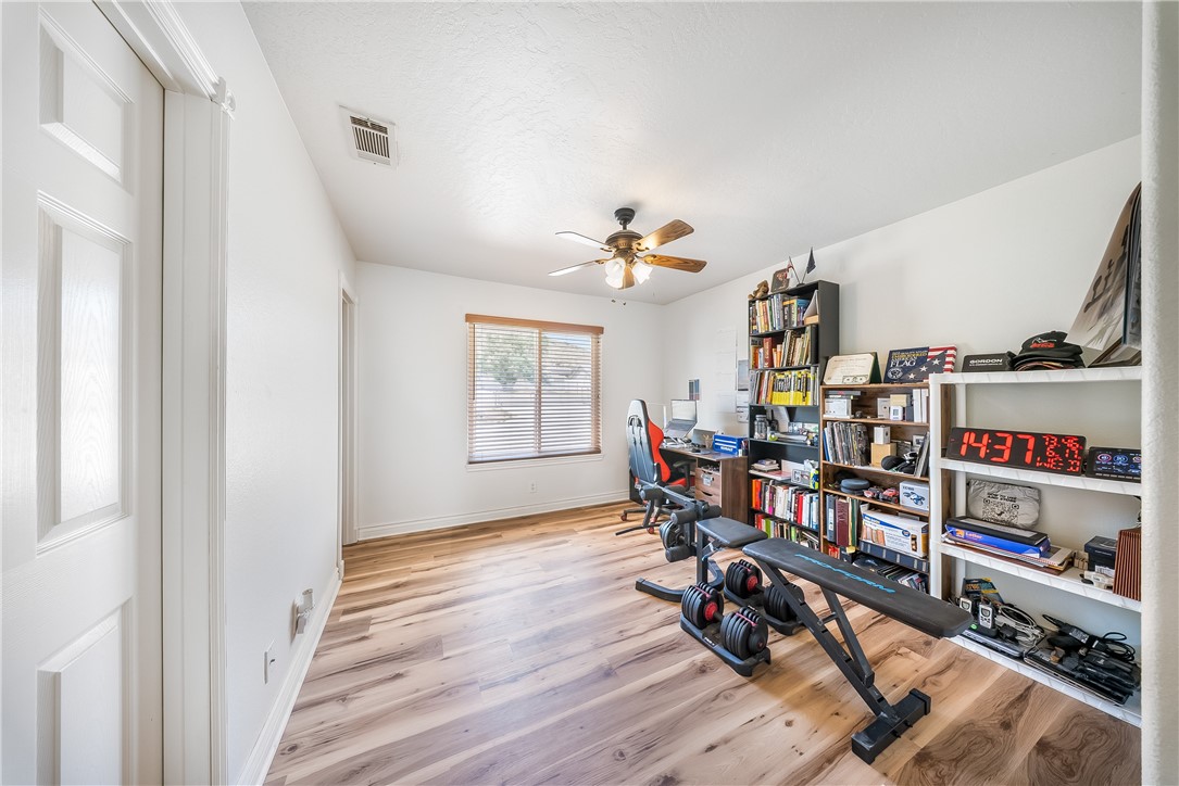 16209 Serrano Road Apple Valley, CA 92307 - Photo 27 of 36