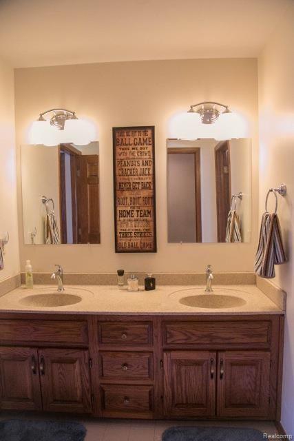 1287 Pebble Pointe Drive Rochester, MI 48307 - Photo 41 of 57 20140510-ZT7A3692-Edit-2.jpg