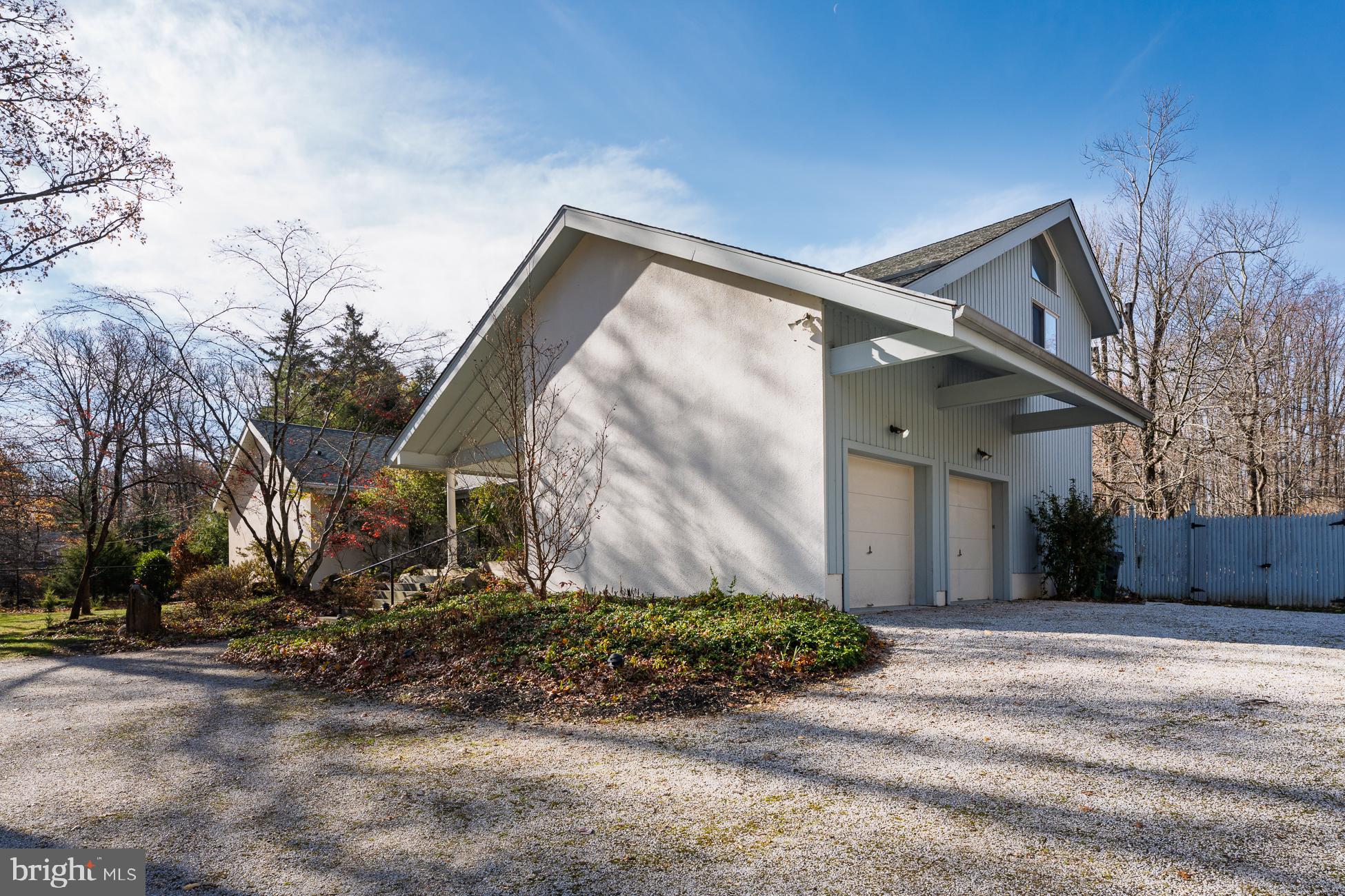 516 Mt Lucas Road Princeton, NJ 08540 - Photo 43 of 43 a backyard of a house