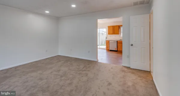 $2,400 | 2502 Regal Place, Waldorf, MD 20601