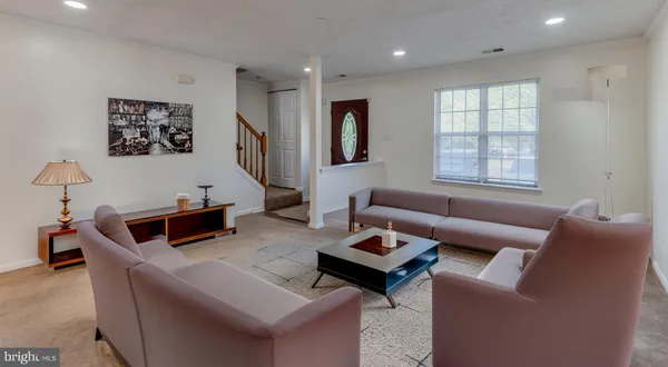 $2,400 | 2502 Regal Place, Waldorf, MD 20601