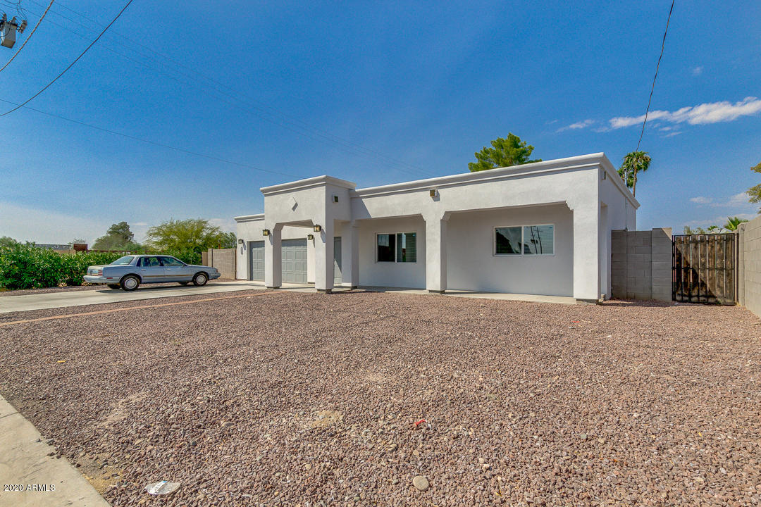 2610 East Danbury Road Phoenix, AZ 85032 - Photo 2 of 37 02-Danbury