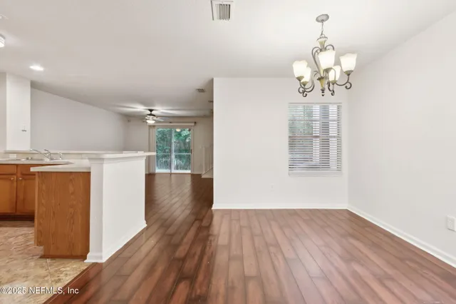 $201,900 | 8550 Argyle Business Loop, Unit 906, Jacksonville, FL 32244