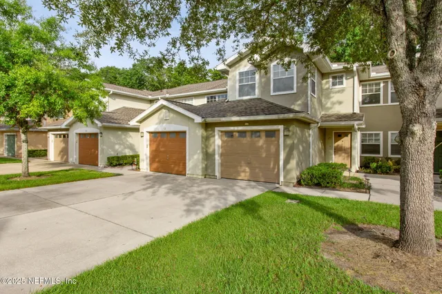 $201,900 | 8550 Argyle Business Loop, Unit 906, Jacksonville, FL 32244