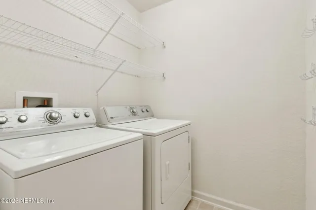 $201,900 | 8550 Argyle Business Loop, Unit 906, Jacksonville, FL 32244