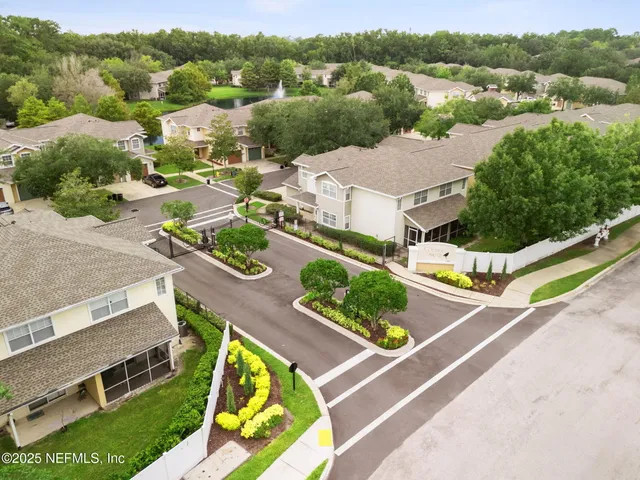 $201,900 | 8550 Argyle Business Loop, Unit 906, Jacksonville, FL 32244