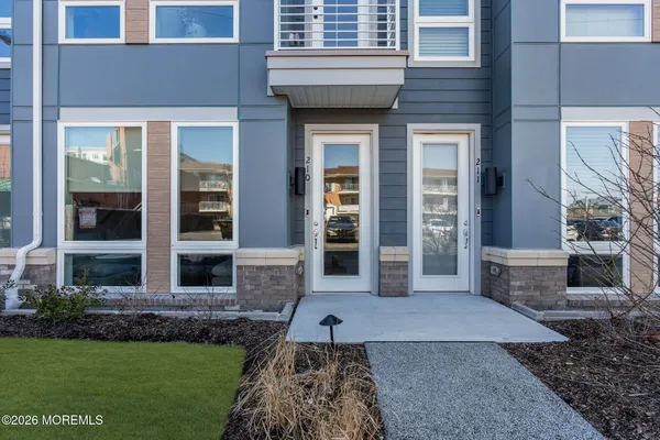 a car parked in front of a building