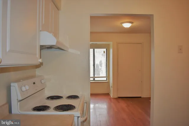 $1,650 | 8875 Tamebird Court, Unit J, Columbia, MD 21045