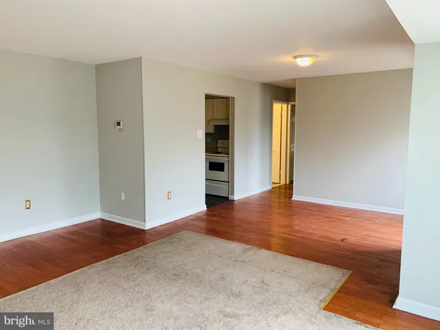 $1,650 | 8875 Tamebird Court, Unit J, Columbia, MD 21045