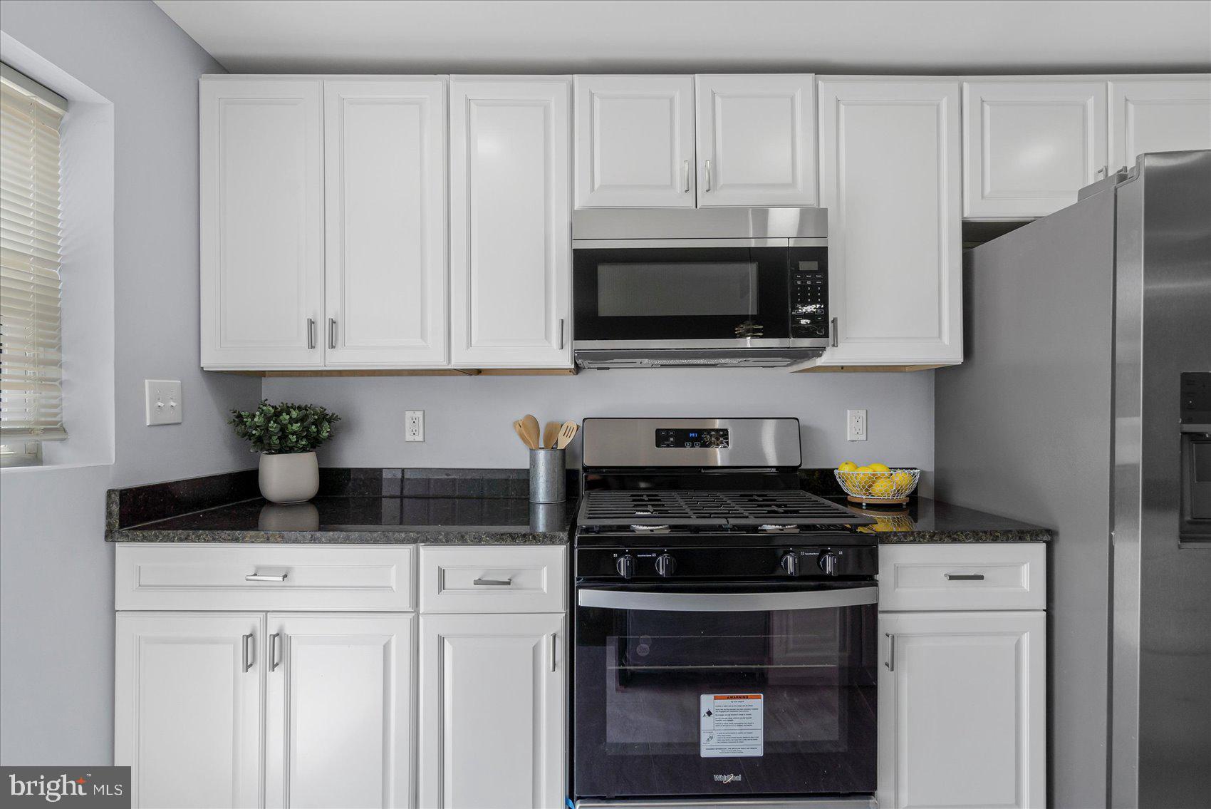 1206 Kevin Road Baltimore, MD 21229 - Photo 7 of 39