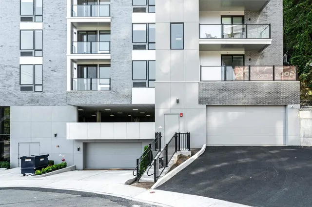 $2,900 | 8621 River Road, Unit 3D, North Bergen, NJ 07047