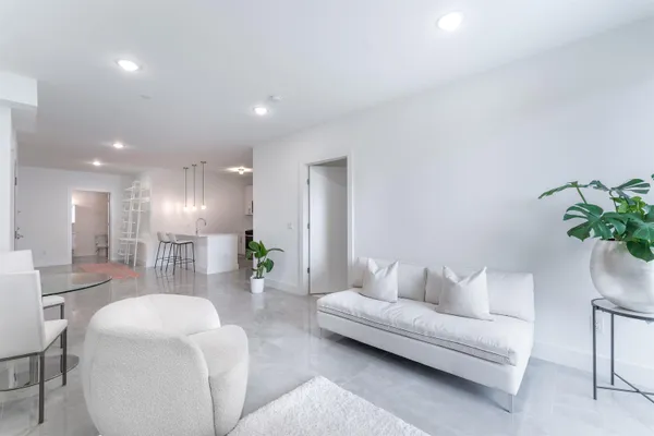 $2,700 | 8621 River Road, Unit 3D, North Bergen, NJ 07047