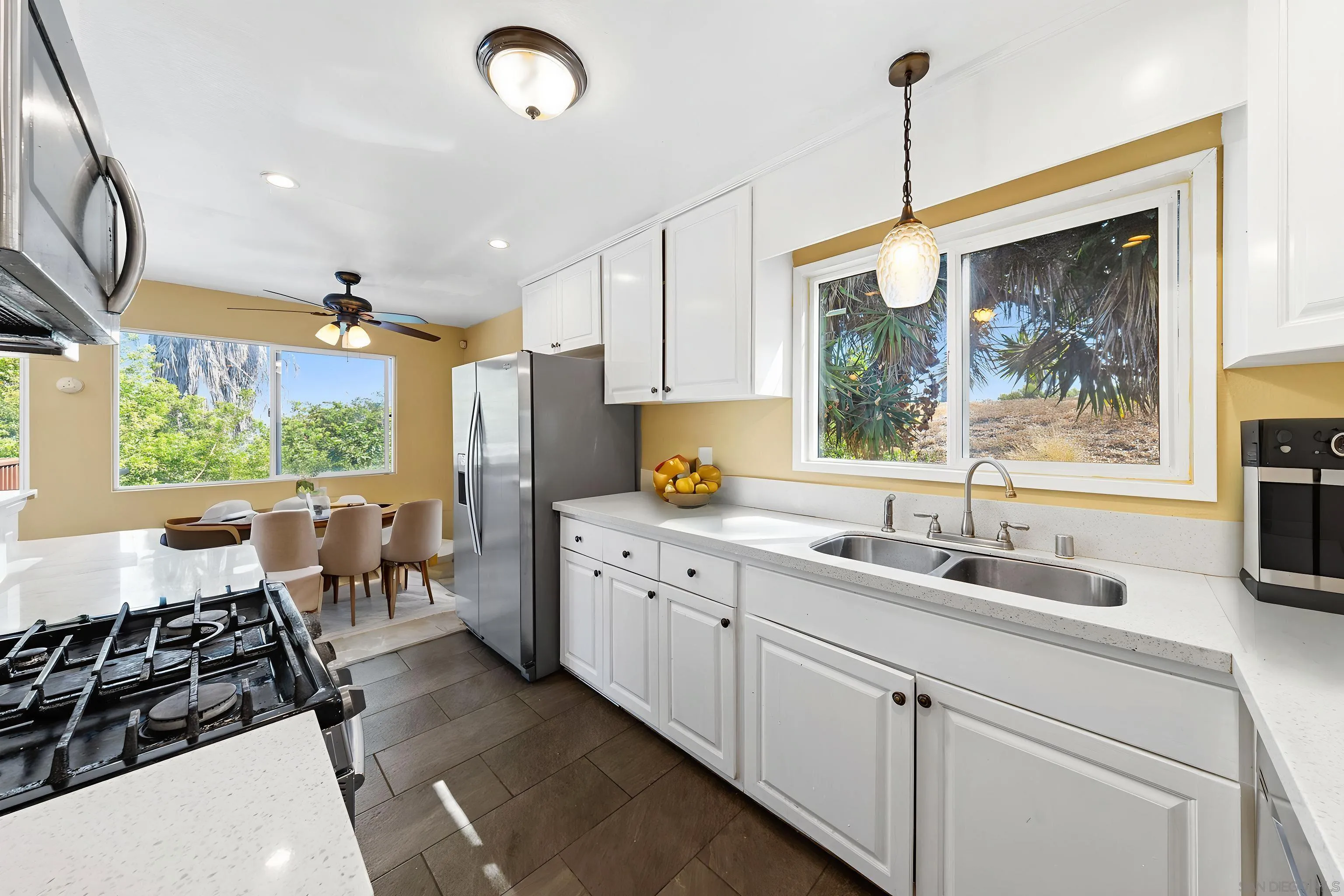 8808 Leigh Avenue Spring Valley, CA 91977 - Photo 5 of 43