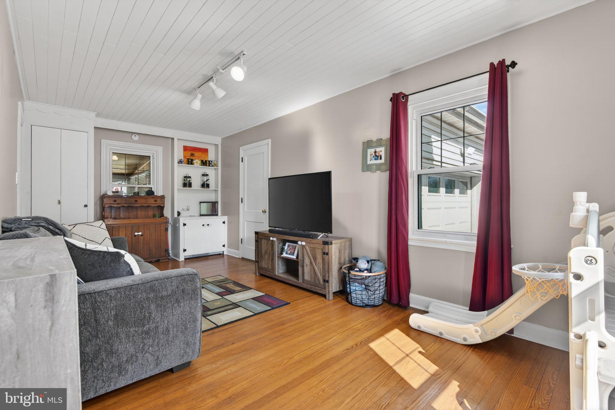 47 Wabank Road Millersville, PA 17551 - Photo 6 of 56