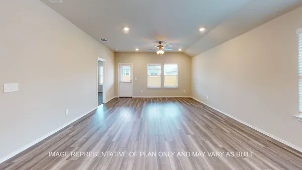 $243,585 | 5660 Drake Drive, Orange, TX 77632